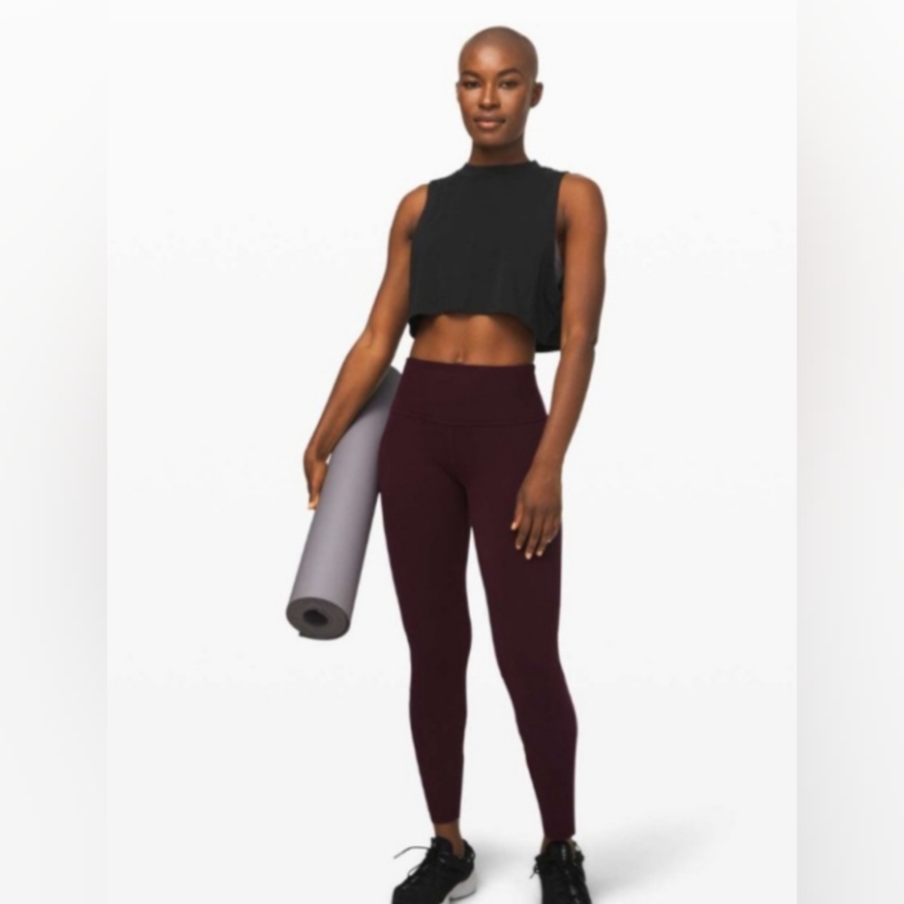 Lululemon All Yours Boyfriend Crop Tank Black Sleeveless Muscle Cropped size 8